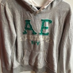 Womens American Eagle Sweatshirt- size M.